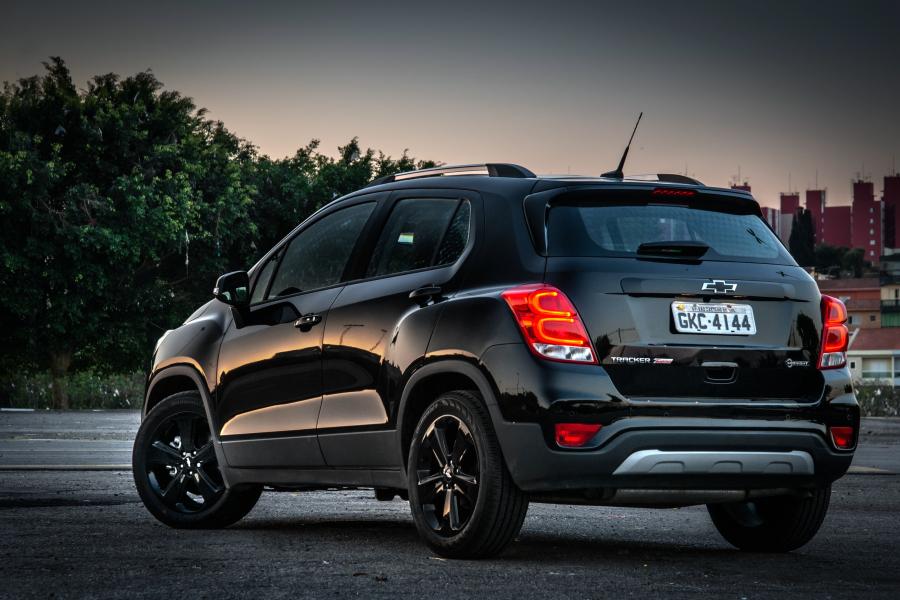  Chevrolet Tracker Midnight 2018 года  (фото 7 из 8)